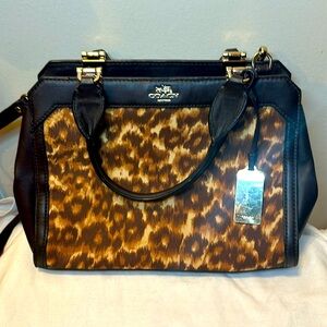 Never used coach bag very cheap